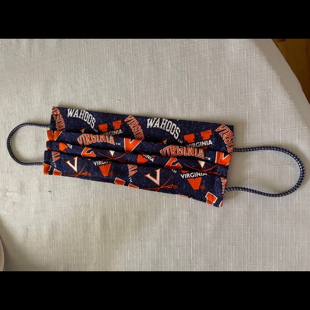 Wahoo uva Virginia face mask